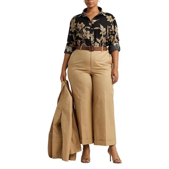 Lauren Ralph Lauren Plus Size Pleated Cotton Twill Cropped Wide Leg Pant - Picture 3 of 12